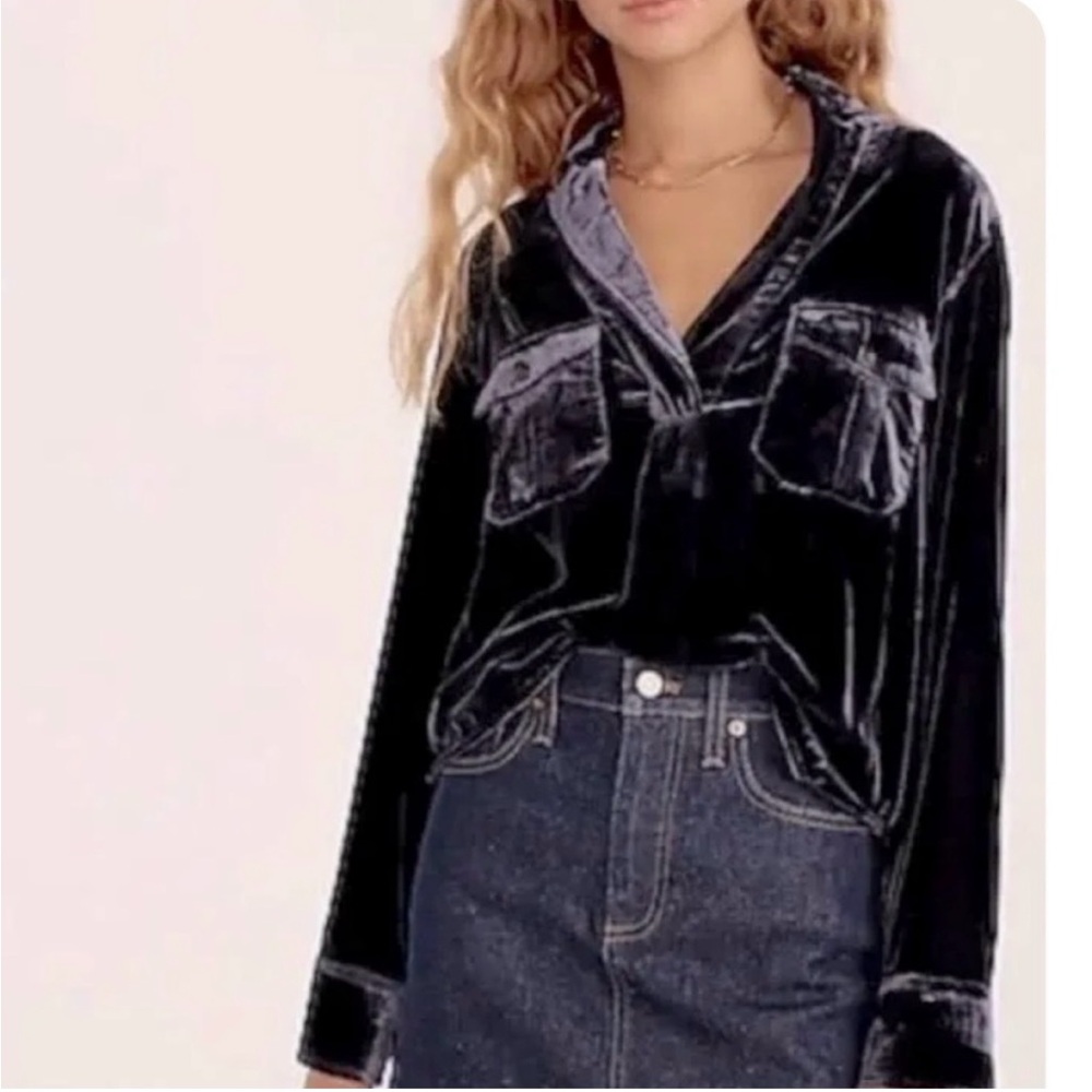 J.Crew women’s velvet popover shirt, M